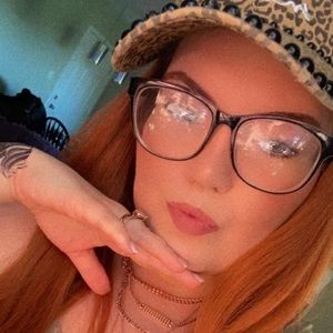 Meet your Posher, Felisha